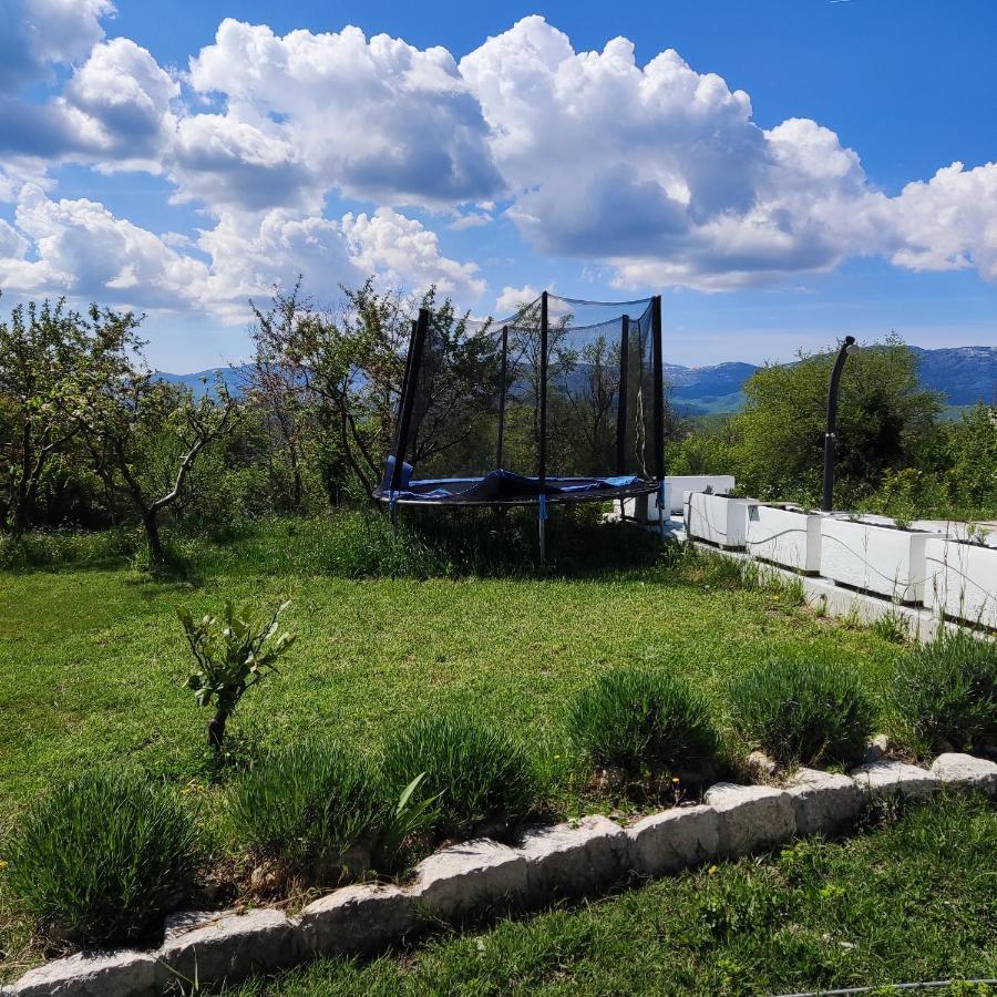 Casa Di Oliva-House With Heated Pool & Jacuzzi In Trilj, Croatia Villa Eksteriør billede
